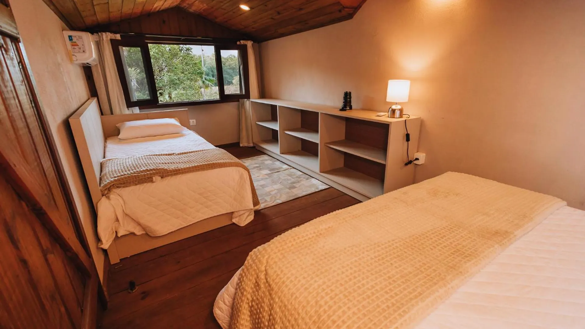 Séjour à la ferme Villa Refugio Rio Lamin: Conforto Na Natureza Wq3975 à Itapoá Brésil